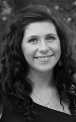 kaity holsapple 5 bw