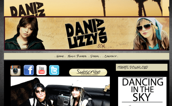 dani and lizzy site
